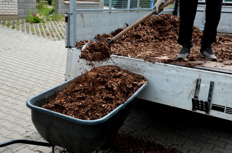 Mulch Delivery Service detail
