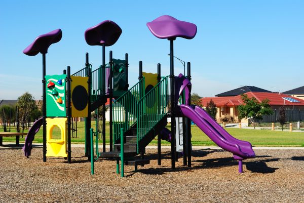 Playground Mulch Removal in Englewood